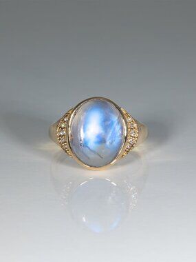 5.8Ct Rainbow Moonstone Cabochon Ring with Earth-Mined Diamonds: Solid 14K Gold